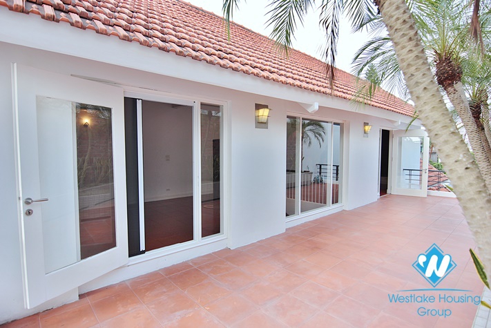 Mordern beautiful house with a super lovey backyard for rent in Tay Ho, Hanoi
